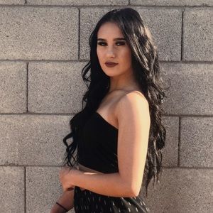 Meet your Posher, Ashleigh